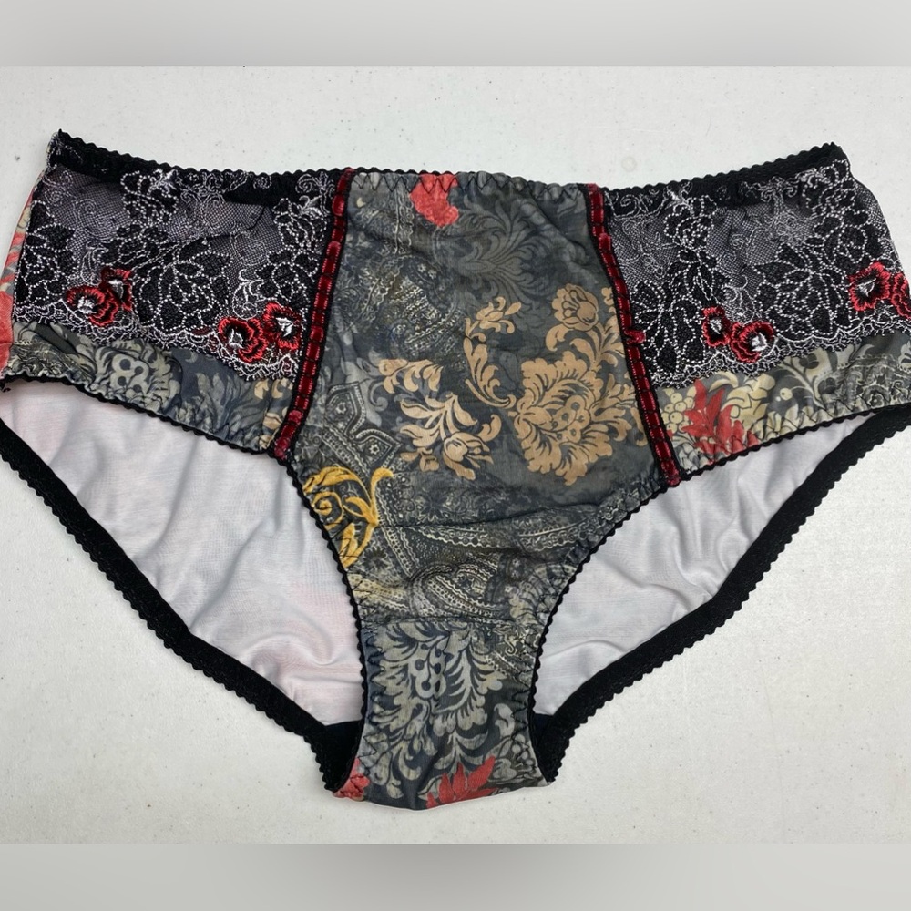 Kris Line Multi-colour Waist Panties, L